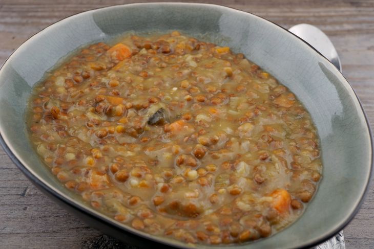 Linsensuppe